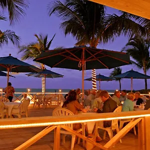 https://bahama-beach-club.comcaribbean.com